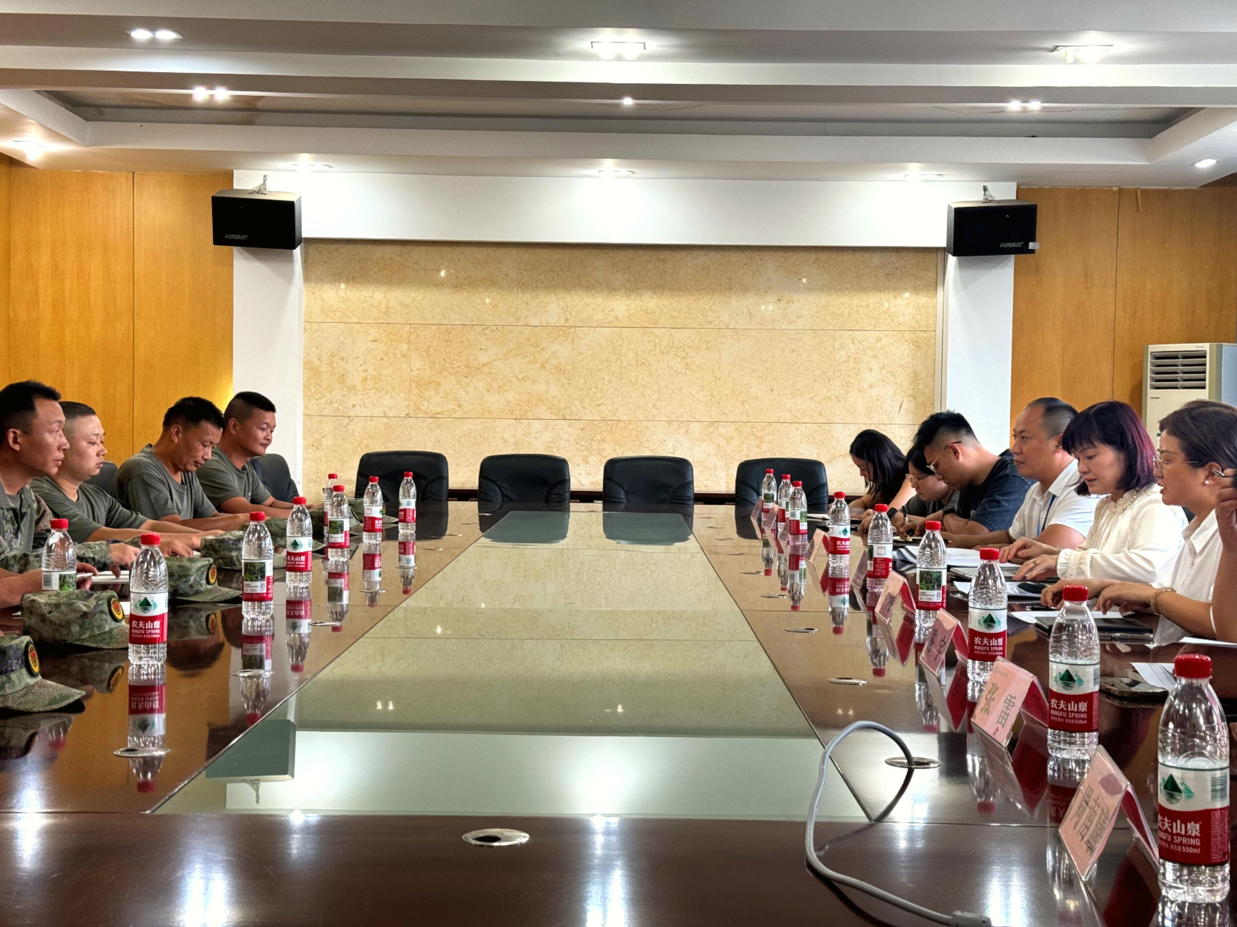 87530fc3b1b94a804561142493fd8ec3